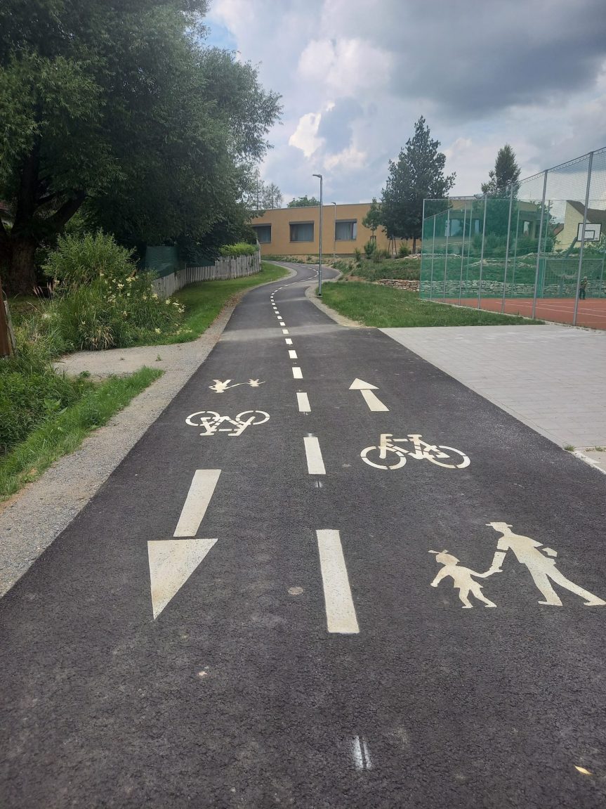 CYKLOSTEZKA UL. NEČASOVÁ – UL. ŽĎÁRSKÁ NOVÉ MĚSTO NA MORAVĚ
