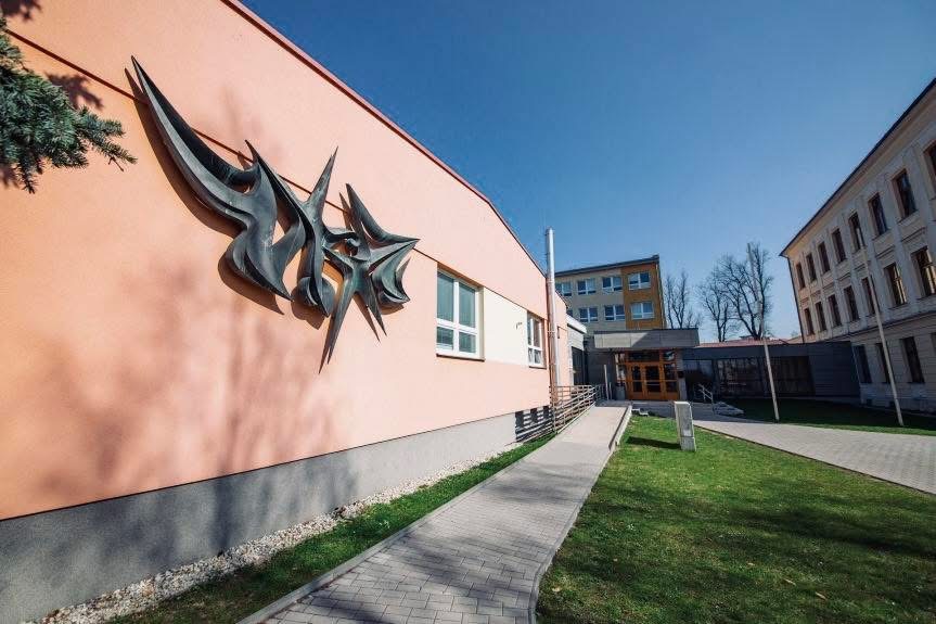 Konkursní řízení na vedoucí pracovní místo ředitele/ky Základní školy Nové Město na Moravě, Leandra Čecha 860