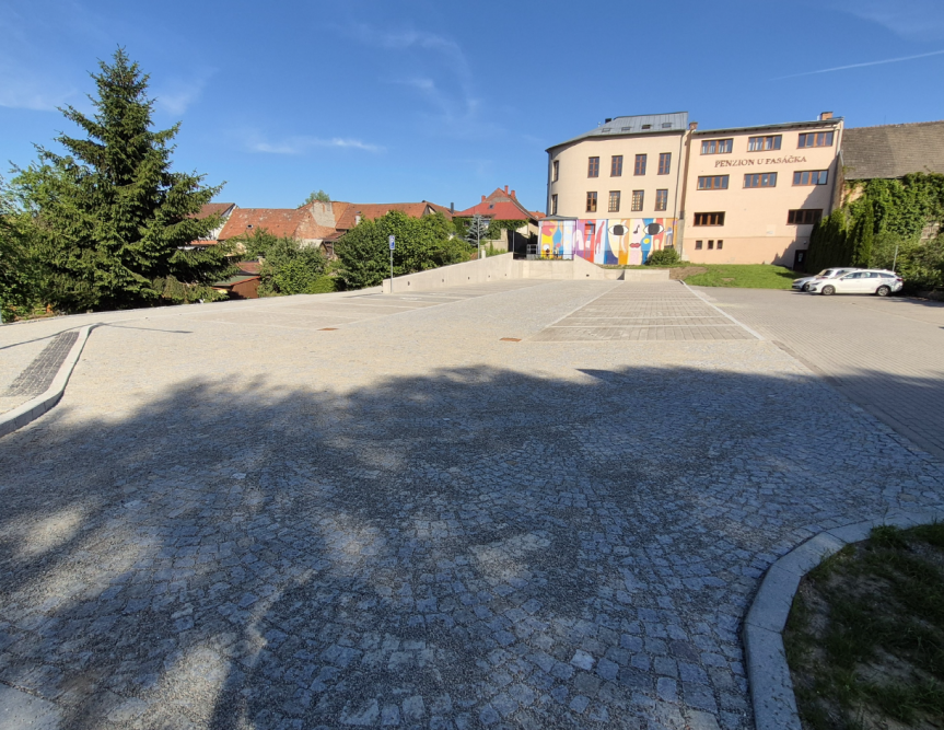 Parkoviště u Vratislavova náměstí